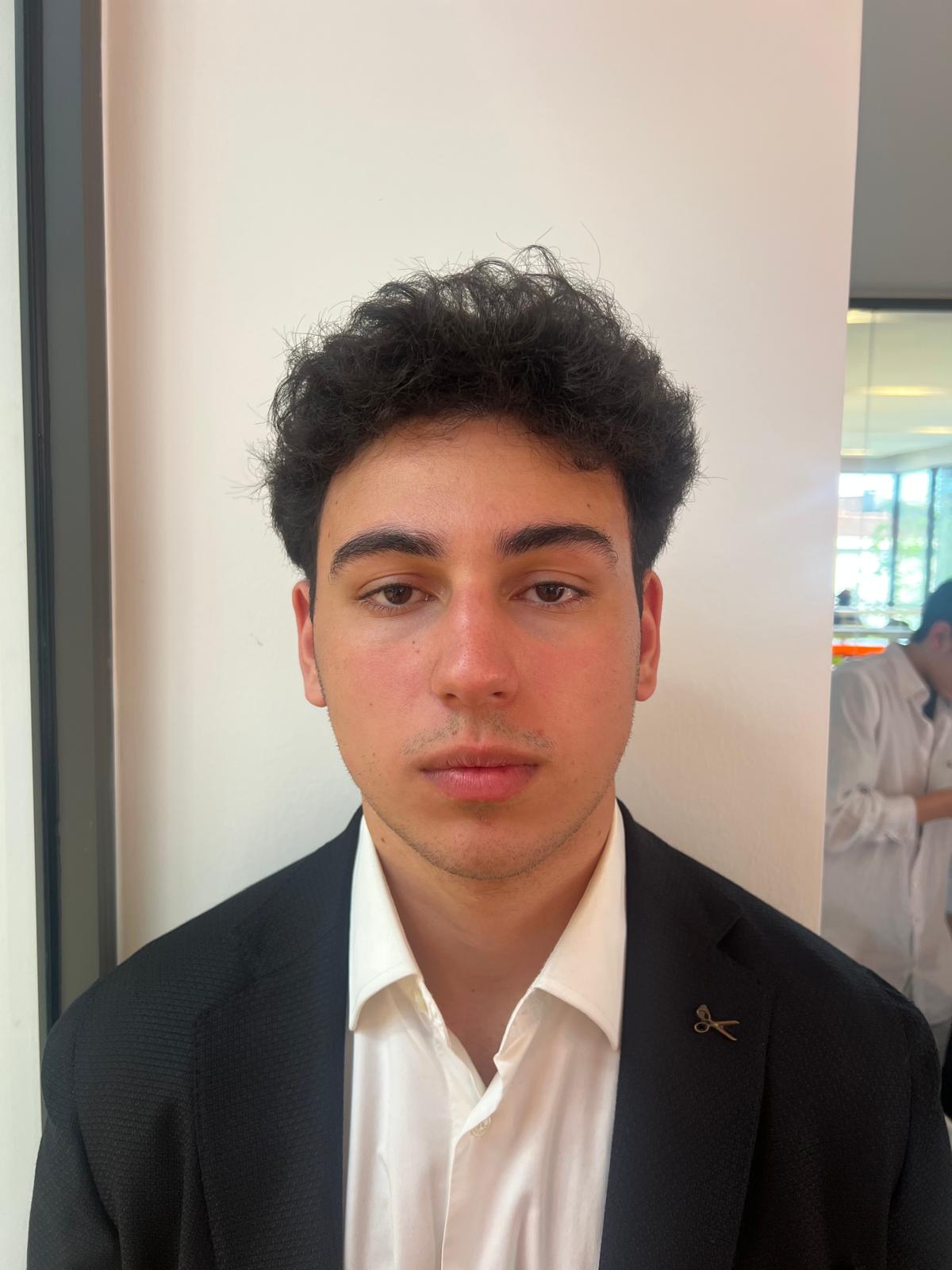 Kerem Poyraz Kurugöllü